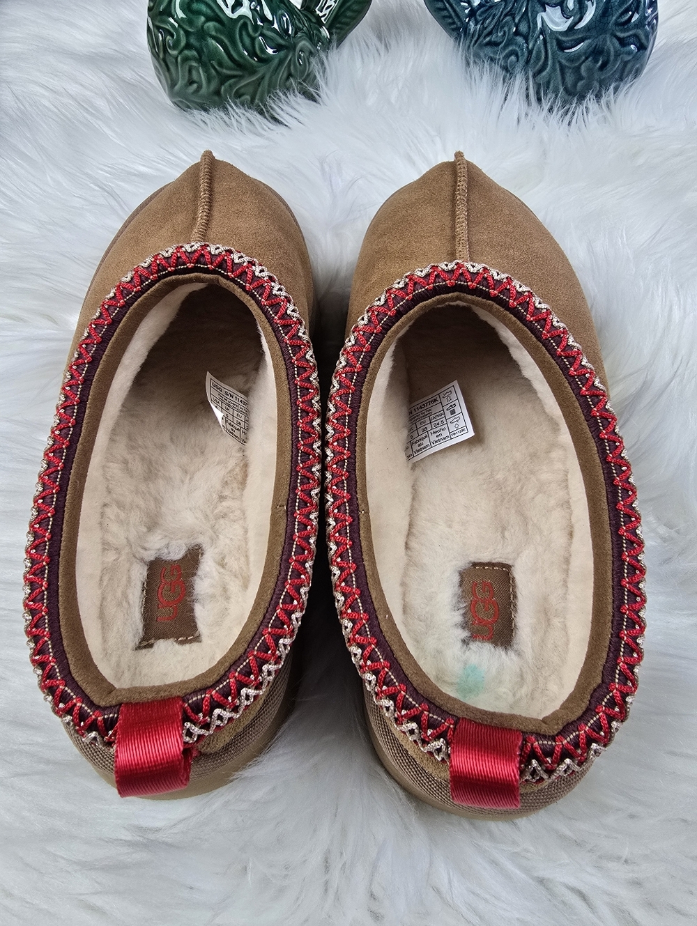 Ugg Tazman Slippers Size 8 ( Mislabled A Size 6) - Picture 8 of 16